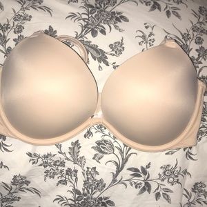 🌼PINK Super Push bra size 32DD